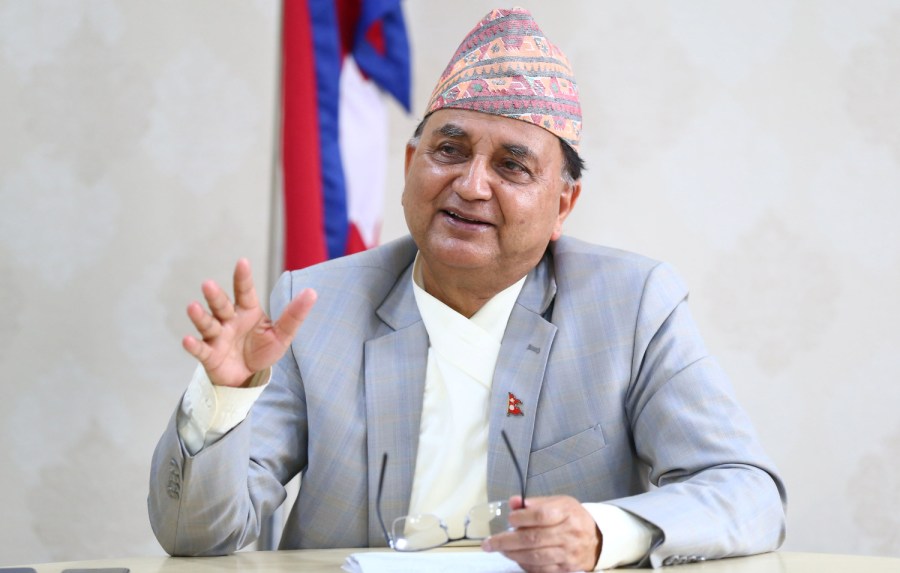 ईश्वर पोखरेलद्वारा अध्यक्षमा उम्मेदवारी घोषणा