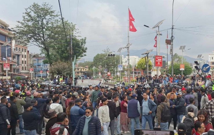 केपी ओलीको विकल्पमा आइन् विद्या भण्डारी